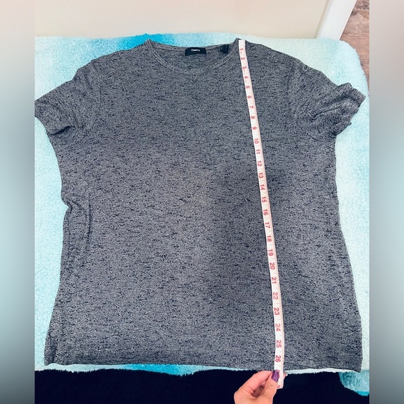 🔥Theory Gray T-Shirt🔥 - Picture 6 of 6
